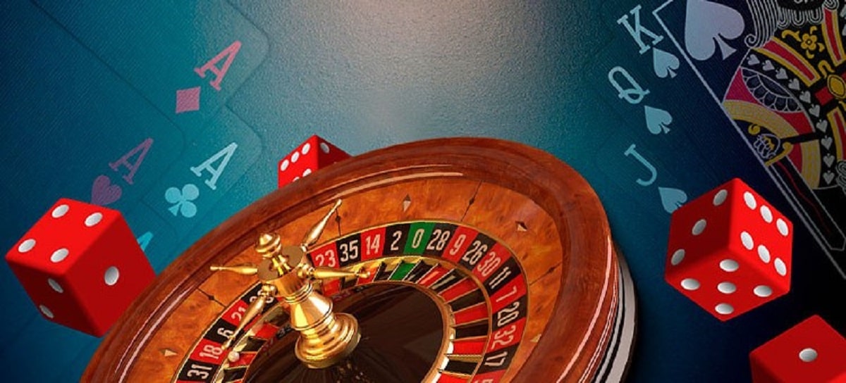 What drives the online gambling industry in 2022?